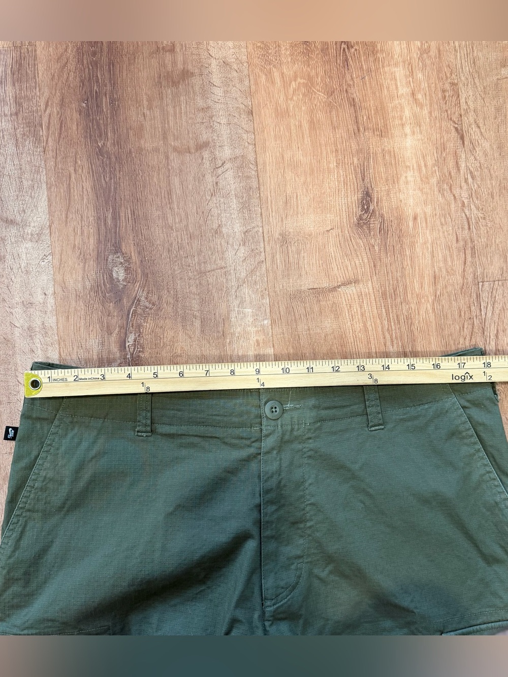 Nike SB Kearny Mens 36x30 Cargo Skate Pants Green Loose Fit Utility FQ0495-222 - Picture 2 of 9